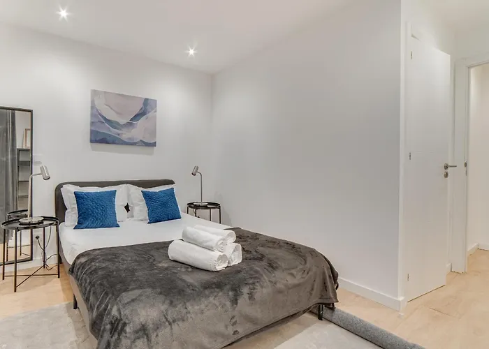 Duplex Near Belem
