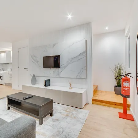 Apartment Duplex Near Belem Lisbon