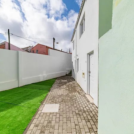 Apartment Duplex Near Belem Lisbon